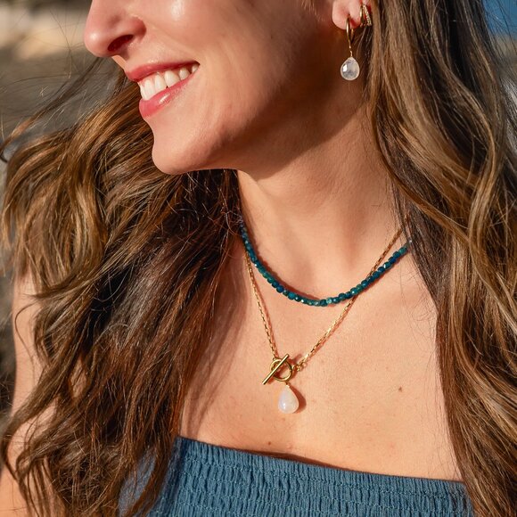 Stunning Moonstone Pendant Necklace w/ Waterproof Non-tarnish Gold Toggle Clasp - Picture 9 of 15